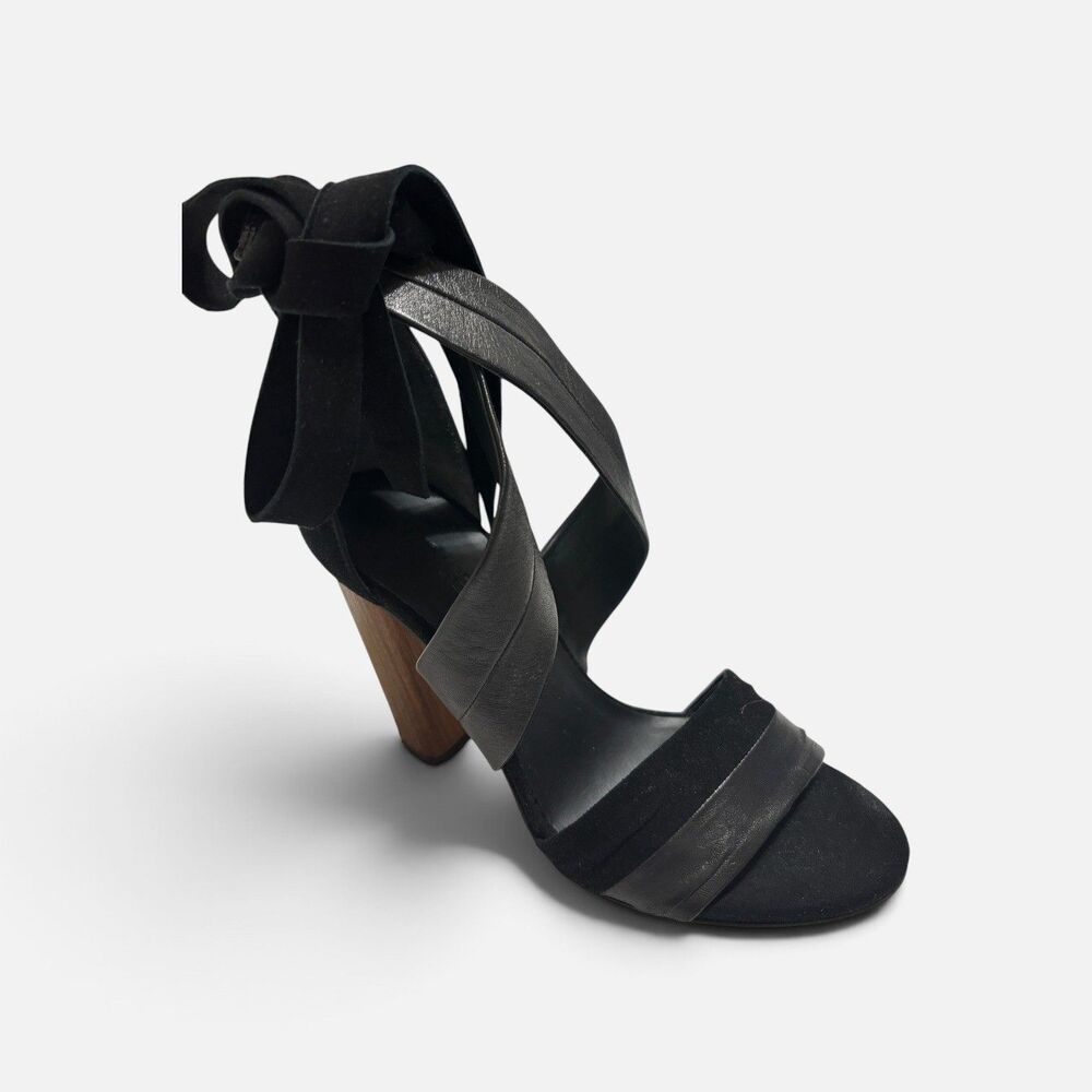 Vince. Beatrice Black Leather Criss-Cross Strappy Heels Sz 5.5